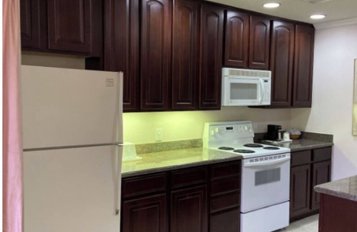 North Whisman Hotel | Celebrate Super Bowl Weekend at Days Inn by Wyndham Mountain View!
