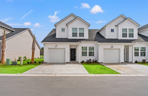 Carolina Forest House | Central location Modern Lakefront 2 king-Suite 3 Bedroom 3 Full Bathroom