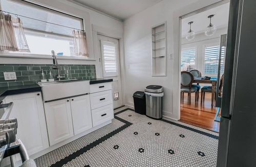 Piedmont Avenue House | Charming 1-bedroom house walking distance to Piedmont Ave