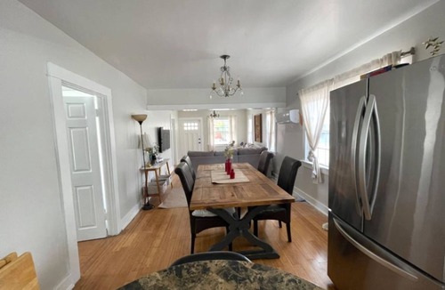 Alamitos Beach House | Charming 2BR Long Beach California Bungalow