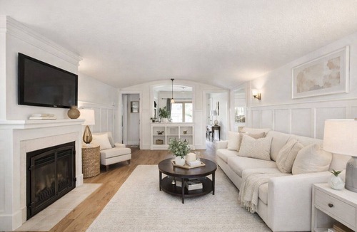 Land Park Cottage | Charming 3-bedroom cottage in lovely Land Park with Backyard
