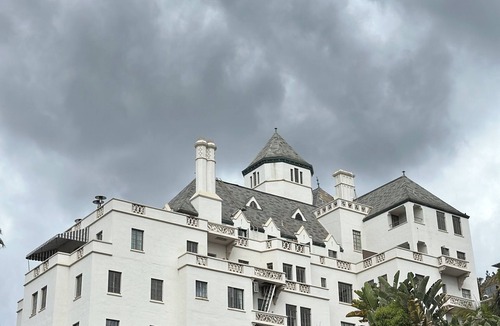 West Hollywood Apartment | Charming Studio in West Hollywood off Sunset Boulevard by Chateau Marmont.
