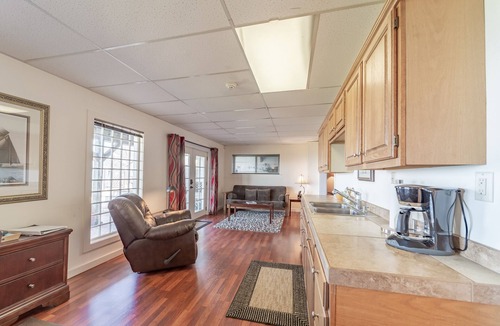 Trinidad Apartment | Charming suite with ocean & beach views, upscale furnishings & grill - near town