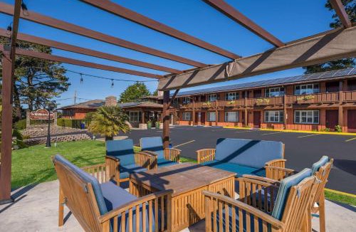 Pacific Grove Hotel | Clarion Collection Wilkie's Inn Pacific Grove - Monterey