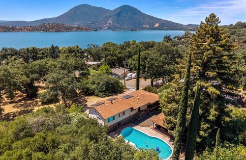 Wilbur Springs House | Clearlake Studio | Shared Pool + Boat Parking