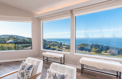 Sea Ranch House | Cloud 9 | Ocean Views | Sleeps 8!
