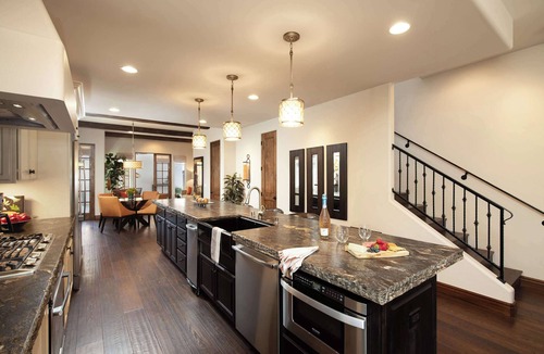 Crown Point House | Coastal Oasis, Walk to Ocean, Bay and Rooftop Deck