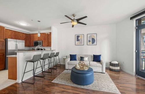 Gaslamp Quarter Condo | Comfortable Charmer in the Marina