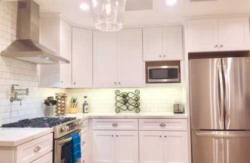 Crown Point House | Crown Point House AC Just 2 Blocks To The Bay!