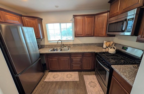 Valley Center House | Cute Cozy 1-bedroom house w/Hot Tub