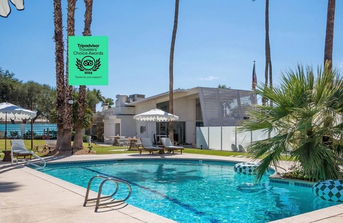 Desert Park Estates Hotel | Deluxe King Studio at Monkey Tree | 10mins to DT!