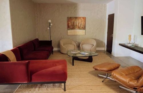 West Hollywood Bed & Breakfast | Designer's Apartment in the Heart of West Hollywood