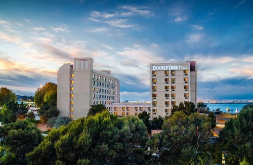 Burlingame Hotel | DoubleTree by Hilton San Francisco Airport