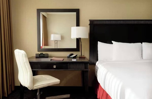 Little Tokyo Hotel | Downtown Stay Near Union Station Hub: Seamless Access to LA Transit l 2 Rooms