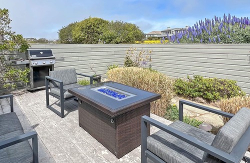 Bodega Bay House | Dragon's Nest - Newly remodeled Harbour home with great views.