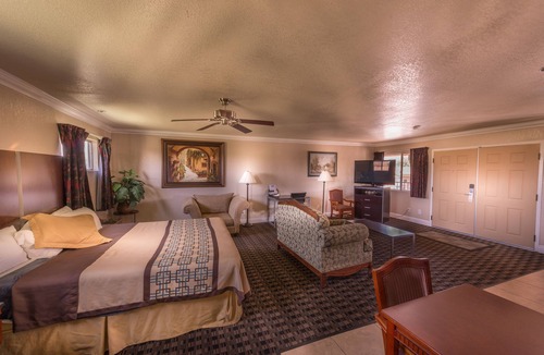 Reedley Hotel | Edgewater Inn Reedley