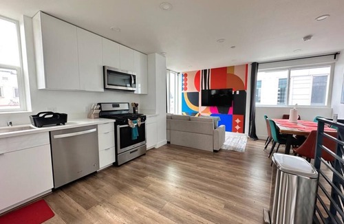 Mid City Apartment | Eminent and Notable 4B/2.5B Residence