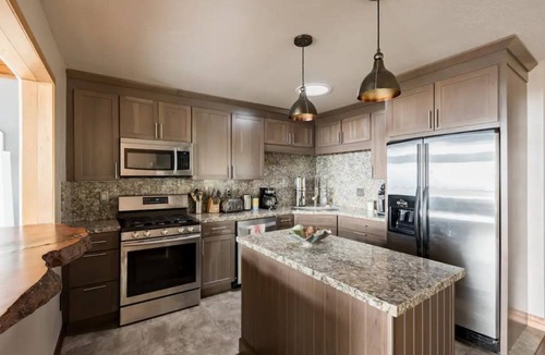 Tahoe Village House | Entire Cabin with Lake Tahoe View in Stateline, NV