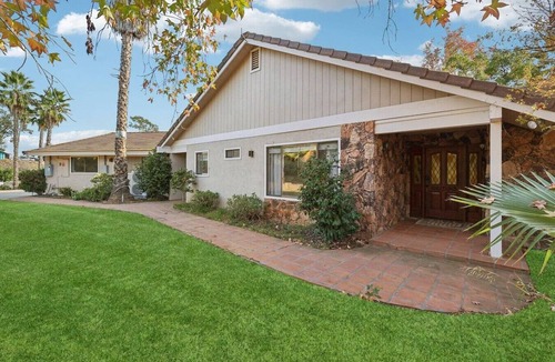 Valley Center Apartment | EVENT space tucked into the Escondido countryside.