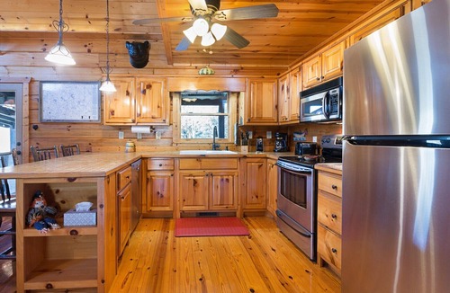 Hemp Cabin | EXPANDED MTN/VALLEY VIEW-500FT NOISY TROUT STOCKED HEMPTOWN CREEK-ARCADE-FIREPIT