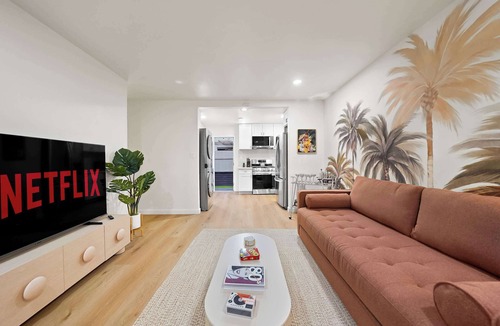 North Park House | Explore North Park Chic 2br w/Fire Pit Sleeps 6