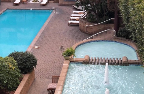 Cupertino Hotel | Explore Silicon Valley | 3 Pet-Friendly Units | Onsite Pool | Free Breakfast