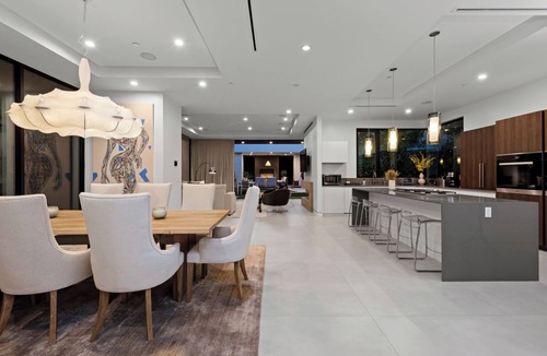 Beverly Grove House | Exquisite Modern Luxury Villa, Rooftop Deck, Pool