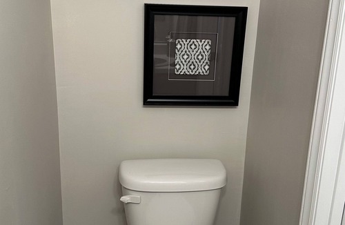 Hickory Apartment | Extended Stay NE Hickory 2 Bed, 1.5 Bath, Workspace, Washer Dryer, Easy Commute