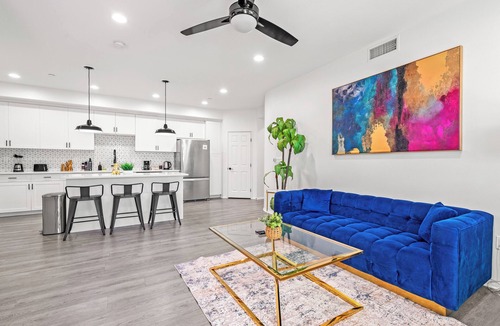 Placentia Apartment | Family-friendly 3BR Apt Near to Disney + Arcade