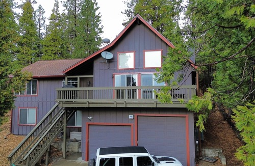 Long Barn Cabin | Family Mountain Retreat Near Pinecrest W/Game Room