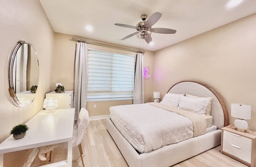 Irvine Business Complex Apartment | Fantastic 1 BR Near UCI/Disney/Airport/Beach