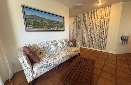 Sonoma County Apartment | Fantastic 2-bedroom apartment in country Petaluma