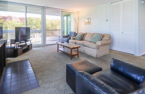 Solana Beach Condo | Feeling Fine & Sandy-Spacious Condo Near Elevator, Pool & Beach Access