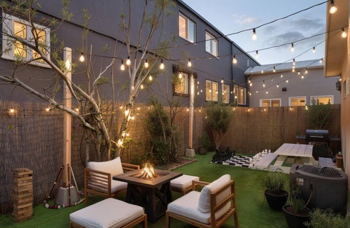 Lawndale House | Fire Pit Retreat w/Games 4 Beds Near LAX & Beach