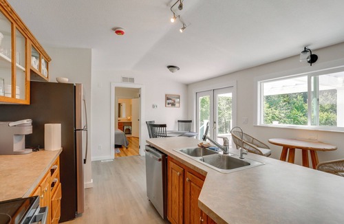 Douglas City House | Fish, Hike & Explore! Mtn-View Trinity River Home