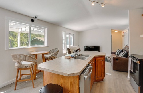 Douglas City House | Fish, Hike & Explore! Mtn-View Trinity River Home
