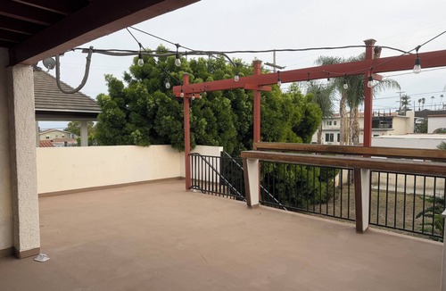 Northwest San Pedro House | Fully Renovated 2 BR House by Palos Verdes, Beach, in Quiet Neighborhood