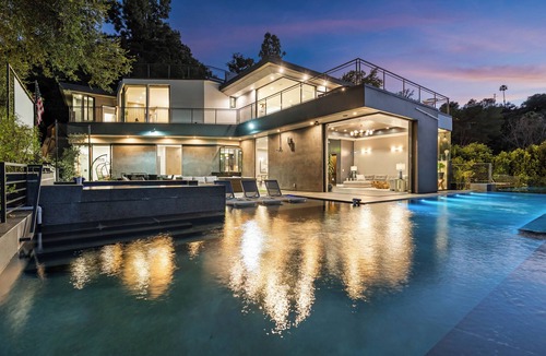 Los Angeles House | Gated New Designer 5bd/6ba Estate w Pool & Spa, Guest house, Elevator, & Views!