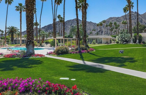 Indian Wells Condo | GATED, Spacious 2-bedroom condo in Indian Wells close to restaurants and more.