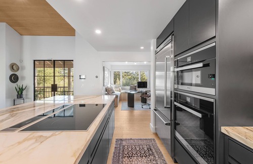 Calistoga House | Gorgeous house with pool and jacuzzi!