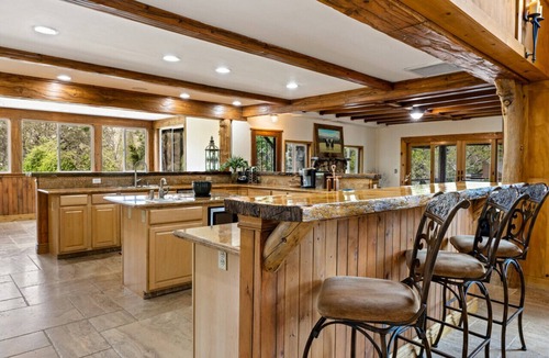 North Fork Cabin | Gorgeous North Fork Cabin Near Bass Lake!