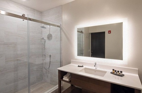 Winters House | Great Relaxing Overnight Stay! Four Units, Pet-friendly Hotel with Free Parking!