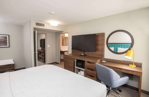 Dry Ridge Hotel | Hampton Inn Dry Ridge