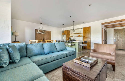Palm Desert Hotel | Hilton Grand Vacations Club Palm Desert