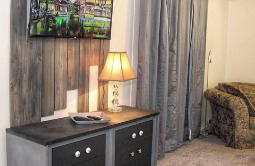 Santa Rosa House | Historic House - Two units in one large home - New West Properties