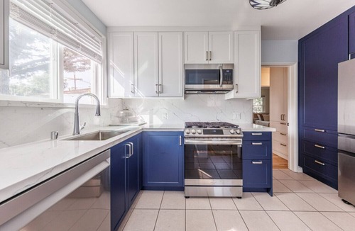 North Hollywood House | Hollywood Gem - 3BR House with Free Parking and Outdoor Space