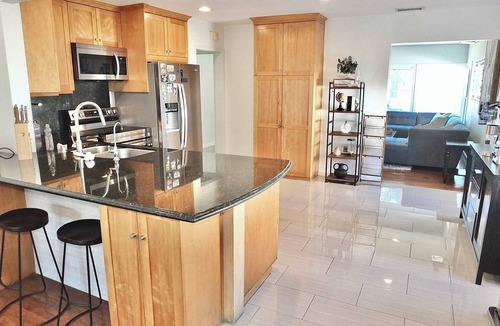 South of Conant House | Home Theater, Private Backyard, Theme Parks Close
