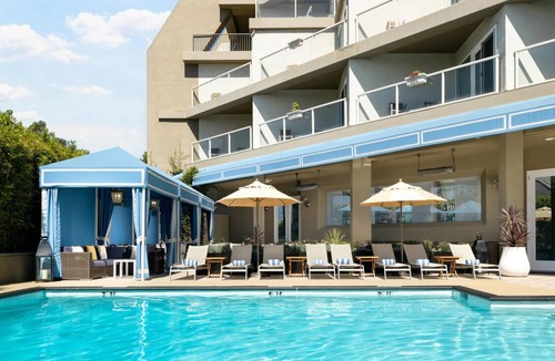 Ocean Park Hotel | Hyatt Centric Delfina Pet Friendly Room 6 mins walk from Santa Monica Pier