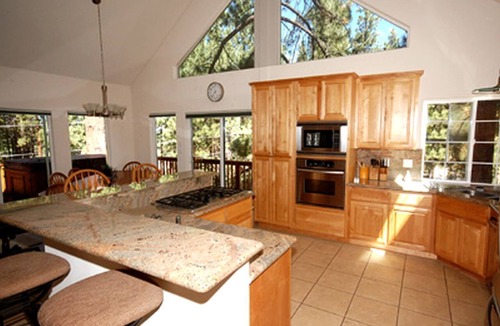 Montgomery Estates Cabin | Idyllic Cabin Surrounded by Woodland near Washoe Meadows State Park in South Lake Tahoe, California
