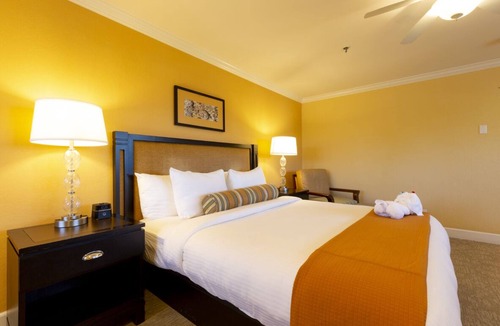 Carlsbad Village Resort | Instant Booking 30% off - Carlsbad Inn 1BR-1BA Sat 8/15/2026 - Sat 8/22/2026